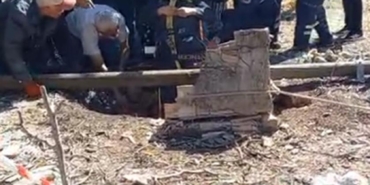 Düştüğü kuyudan itfaiye kurtardı