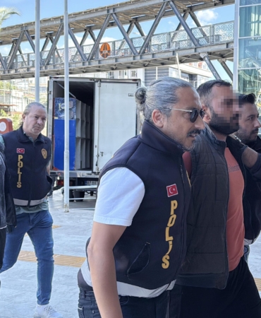 Uçurumda bıçaklanmış cesedi bulundu, 7 kişi gözaltına alındı