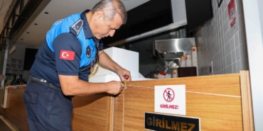 Tarihi geçmiş ürün satan restoran mühürlendi