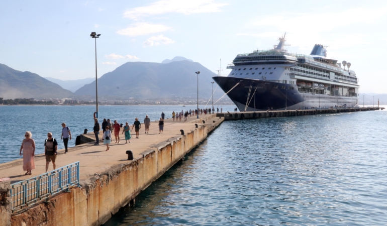 Alanya’da kruvaziyer trafiği sürüyor