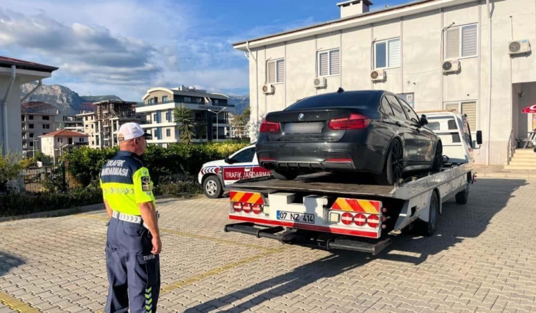 Otomobille drifte ceza