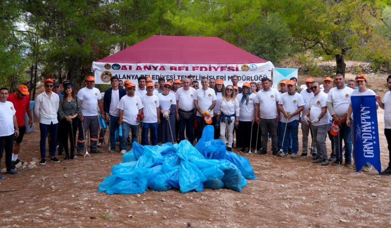 Alanya’da kale temizliği
