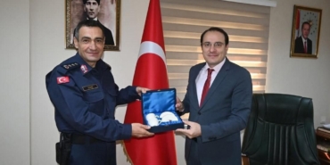Komutan Kaya’dan Kaymakam Türker’e ziyaret