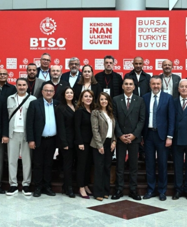 ANSİAD, Bursa-Gebze iş gezisiyle sanayinin dönüşümünü yerinde gözlemledi