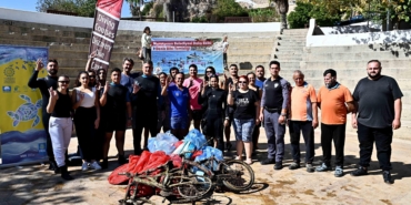 Deniz dibi temizliğinde, 2 bisiklet ve 1 tabanca bulundu