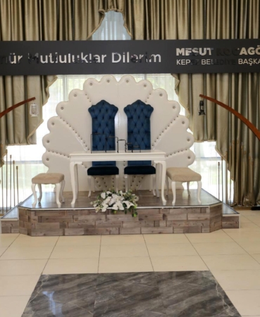 ‘Salon Kepez’ hizmete açıldı