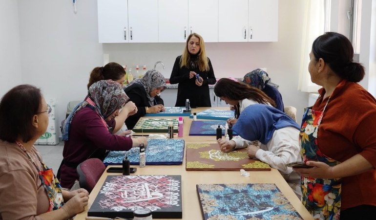 Burdur’da Hüsn-i Hat kursu açıldı