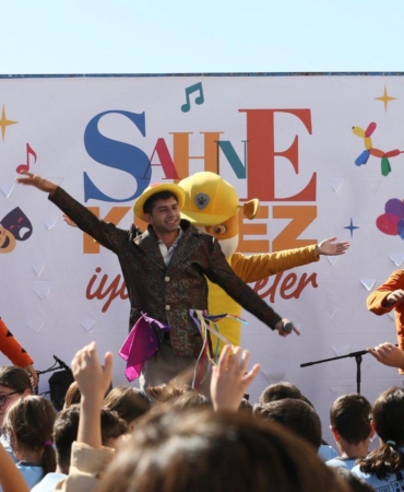 Sahne Kepez öğrencilerle buluştu