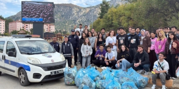 Öğrencilerden çevre duyarlılığı