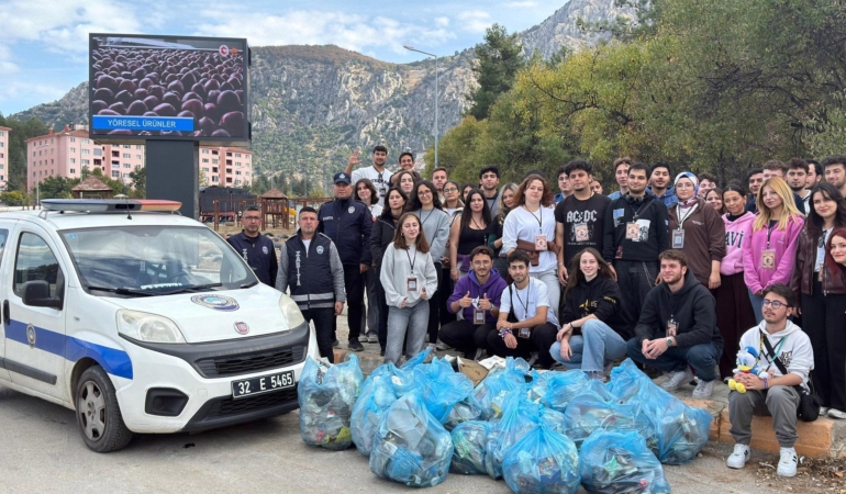 Öğrencilerden çevre duyarlılığı