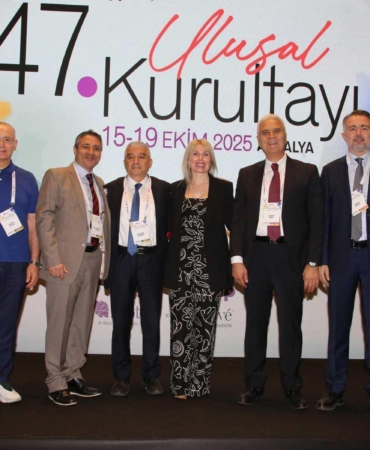 Prof. Dr. Özlenen Özkan, 47’nci Ulusal Kurultay’da öncü çalışmaları paylaştı