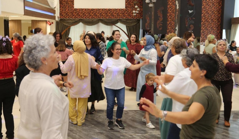 Kepezli kadınlar matinede buluştu