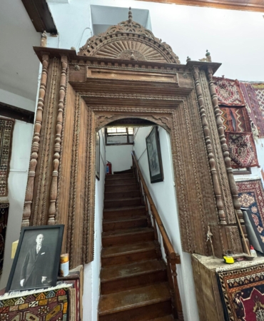 ‘Kaleiçi’nde bulunan mihrap etnografik açıdan önemli bir eser’