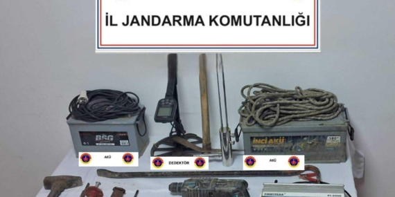 Jandarmadan sahte içki ve izinsiz kazı operasyonu Jandarmadan sahte içki ve izinsiz kazı operasyonu