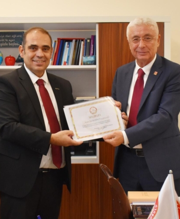 Kamacı mazbata alıp göreve başladı