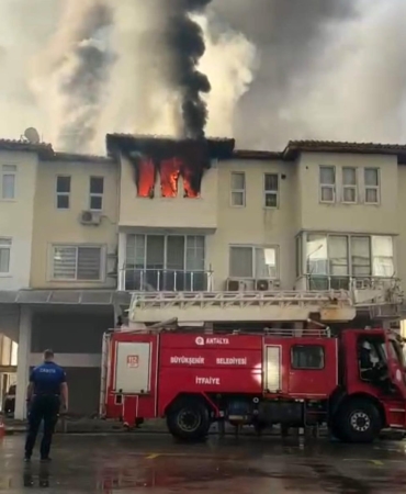 Korkutan yangın büyümeden söndürüldü