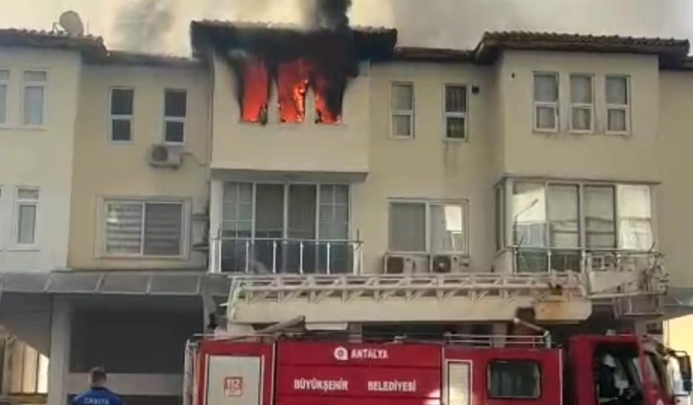 Korkutan yangın büyümeden söndürüldü
