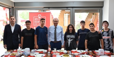 Kepez’in Öğrenci Kent Lokantası’na yoğun ilgi