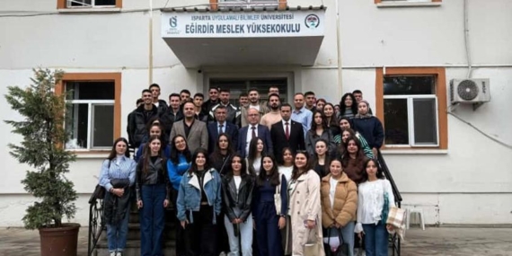 ‘Muhasebede Yeni Trendler: Yapay Zeka’ konferansı ‘Muhasebede Yeni Trendler: Yapay Zeka’ konferansı