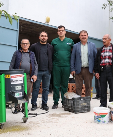 Büyükşehir’in ceviz soyma makineleri üreticilerin hizmetinde