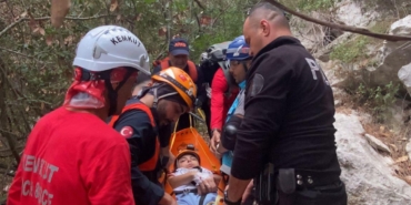 AFAD, ormanda mahsur kalan turisti kurtardı