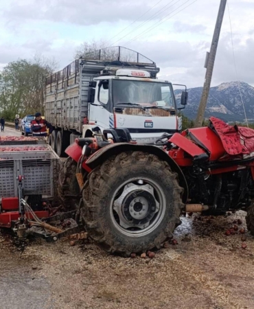 Kamyonla traktör çarpıştı: 1 yaralı