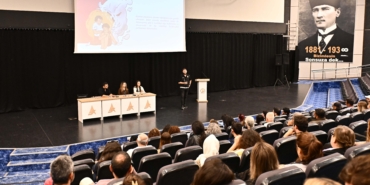Muratpaşa’dan madde bağımlılığını önleme konferansı