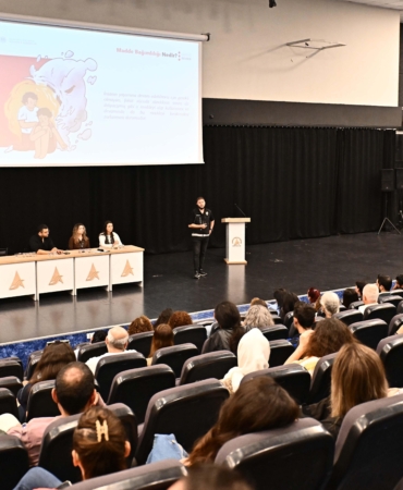Muratpaşa’dan madde bağımlılığını önleme konferansı