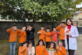 Öğrencilerin 29 Ekim hediyesi Öğrencilerin 29 Ekim hediyesi