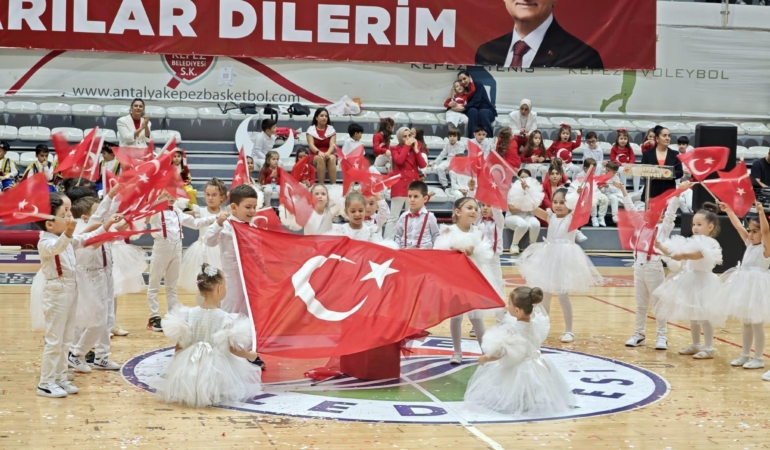 Kepez’de Cumhuriyet kutlamaları