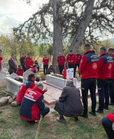 İtfaiyeciler mesai arkadaşlarını andı