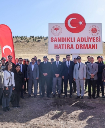 ‘Geleceğe Nefes Oluyoruz’ projesiyle fidan dikildi