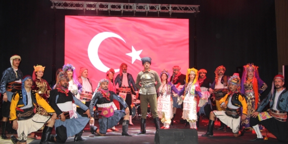 Kumluca’da Cumhuriyet Bayramı etkinliklerle kutlandı Kumluca’da Cumhuriyet Bayramı etkinliklerle kutlandı