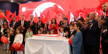 Burdur’da Cumhuriyet Bayramı kabul töreni