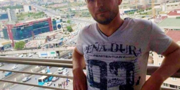 Devrilen traktörün altında kalan sürücü hayatını kaybetti