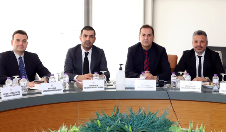 ANTALYASPOR’DA YÖNETİM KURULU TOPLANTISI
