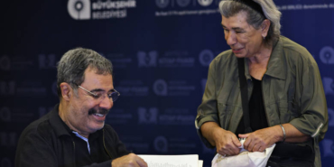 15. Antalya Kitap Fuarı’nda Ahmet Ümit Coşkusu!