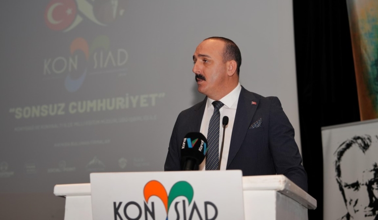 Cem Kotan, ‘Sonsuz Cumhuriyet’ Töreninde Coştu!