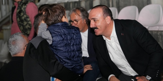 Cumhuriyet Bayramı’nda Futbol Turnuvası Şampiyonu! Cumhuriyet Bayramı’nda Futbol Turnuvası Şampiyonu!
