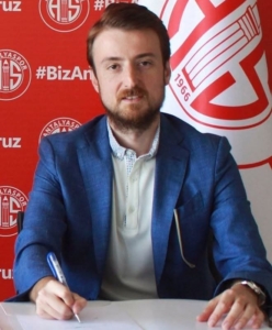 Antalyaspor yönetimde istifa