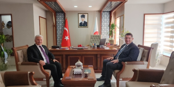 Müftü Yığman, Esnaf Başkanı Dere’yi Ziyaret Etti