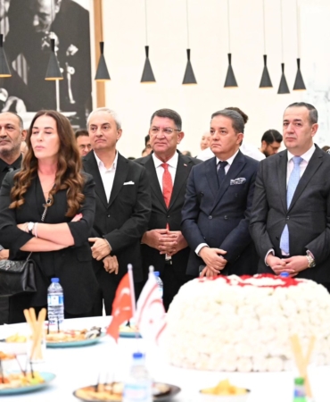 Kuzey Kıbrıs’ın 42. Yılı Coşkuyla Kutlandı!