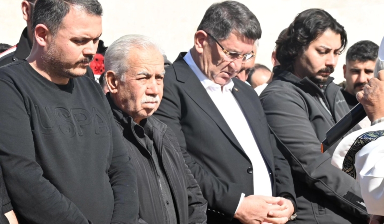 Arif Akdemir’in Kardeşi İçin Cenaze Töreni