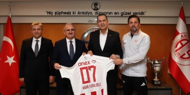 Valilerden Antalyaspor’a Destek Ziyareti!