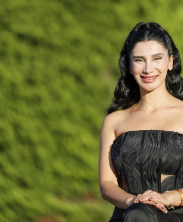 Hem yönetmenliğini hem oyunculuğunu yaptığı filmiyle Altın Portakal’da