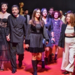 Altın Portakal’ın kırmızı halısında ‘şıklık’ yarışı Altın Portakal’ın kırmızı halısında ‘şıklık’ yarışı