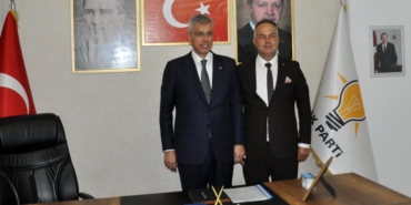 Bakan Memişoğlu, AK Parti Gazipaşa İlçe Teşkilatı’nı ziyaret etti