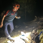 Dağlık alanda ayağından yaralanan turist, 5,5 saatte kurtarıldı