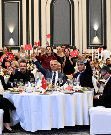 Başkan Uysal, yöre dernekleriyle bir araya geldi