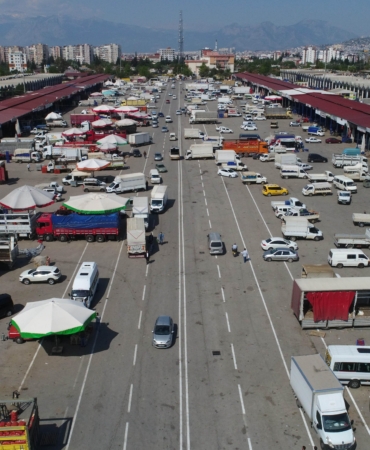 Toptancı hal giriş yasağına Aksulu üreticiden tepki